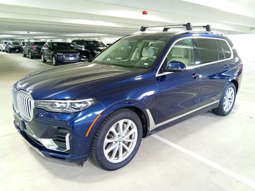 Used 2020 Blue Metallic BMW xDrive40i image 1
