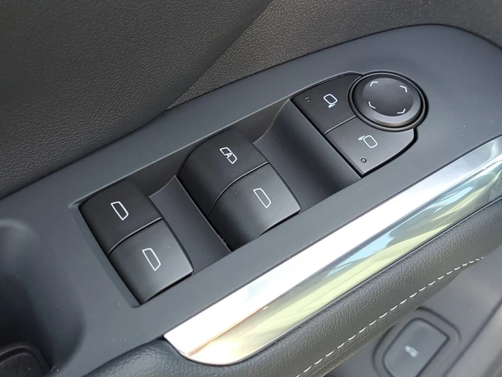 2026 Chevrolet Traverse LT - Photo 18