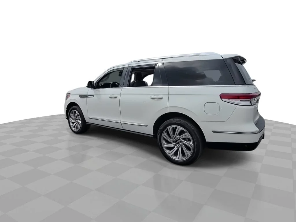 2024 Lincoln Navigator Premiere - Photo 6
