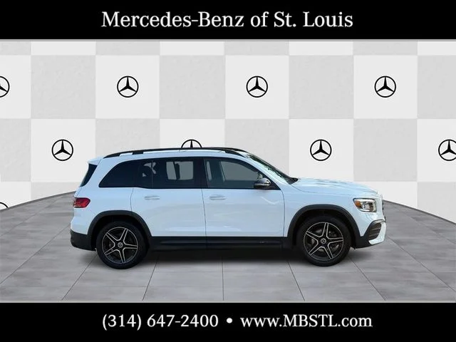 Used 2022 White Mercedes-Benz GLB 250 image 2