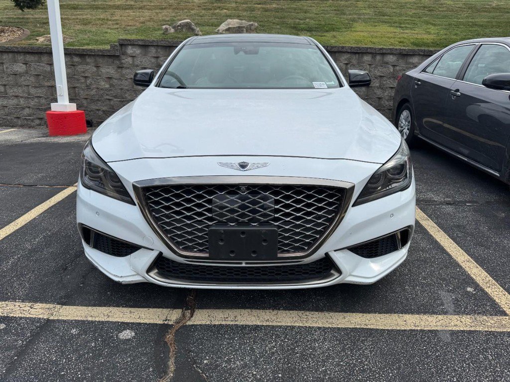Used 2018 White Genesis 3.3T Sport image 2