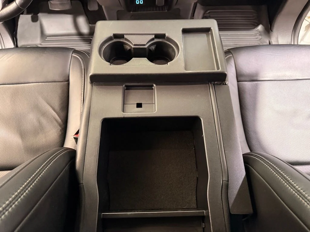 Used 2019 White Ford Lariat image 22