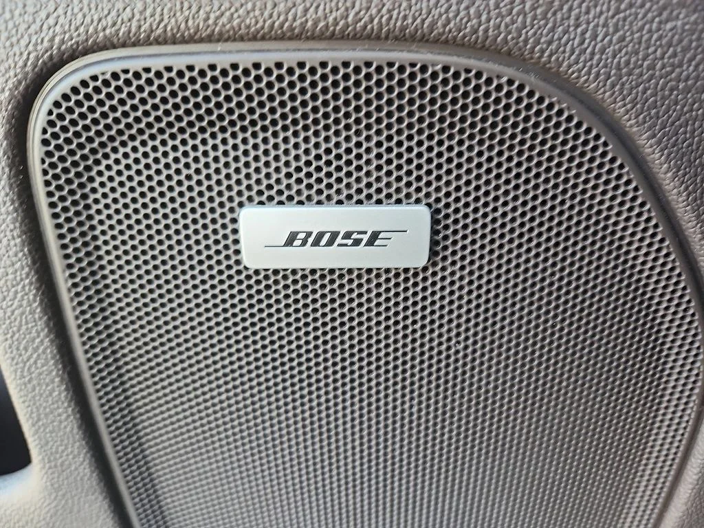 Used 2014 Blue Chevrolet LT image 23