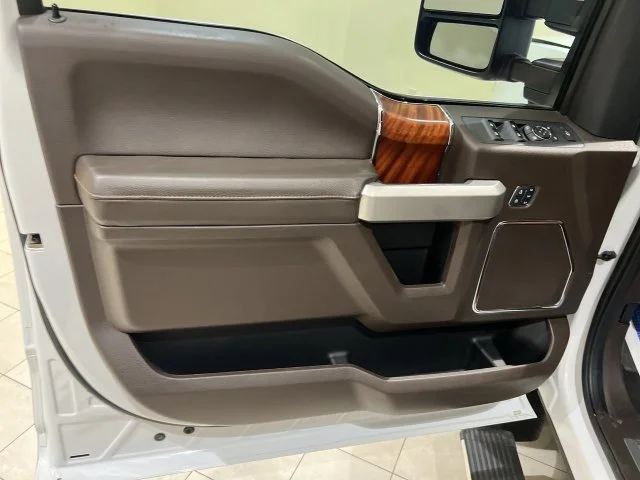 Certified Used 2022 Oxford White Ford King Ranch image 22
