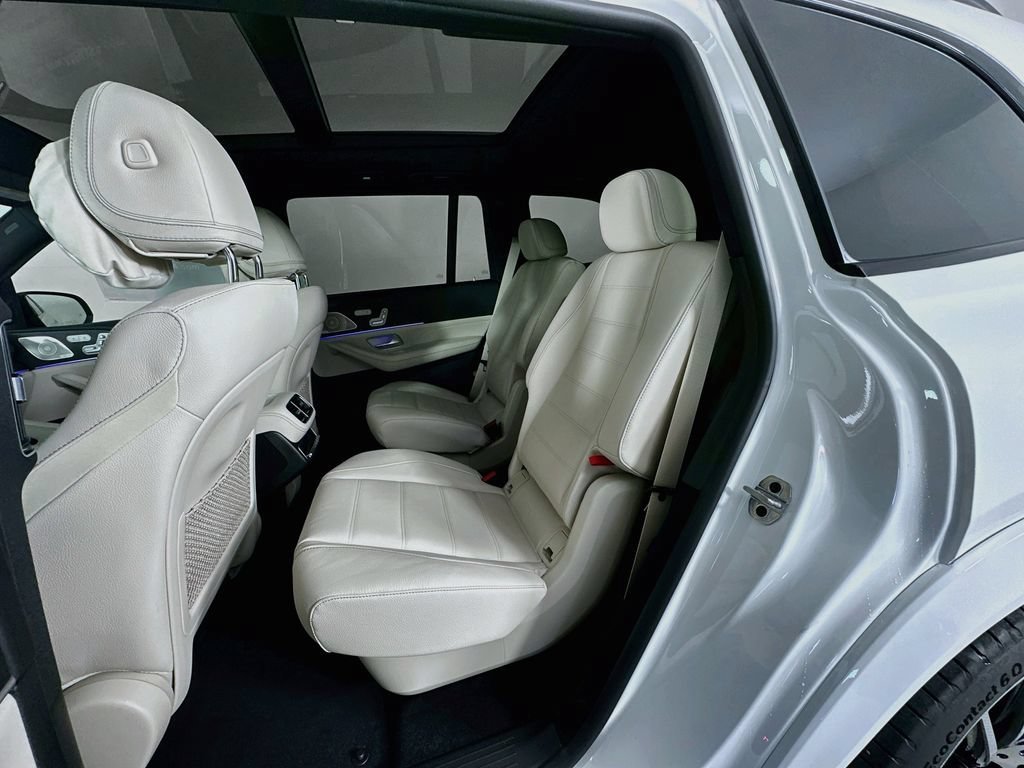 New 2026 Polar White Mercedes-Benz GLS 580 image 61