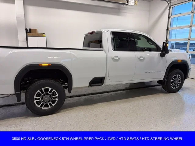 New 2026 Summit White GMC SLE image 2