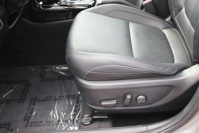 Used 2022 Gray Kia EX image 22