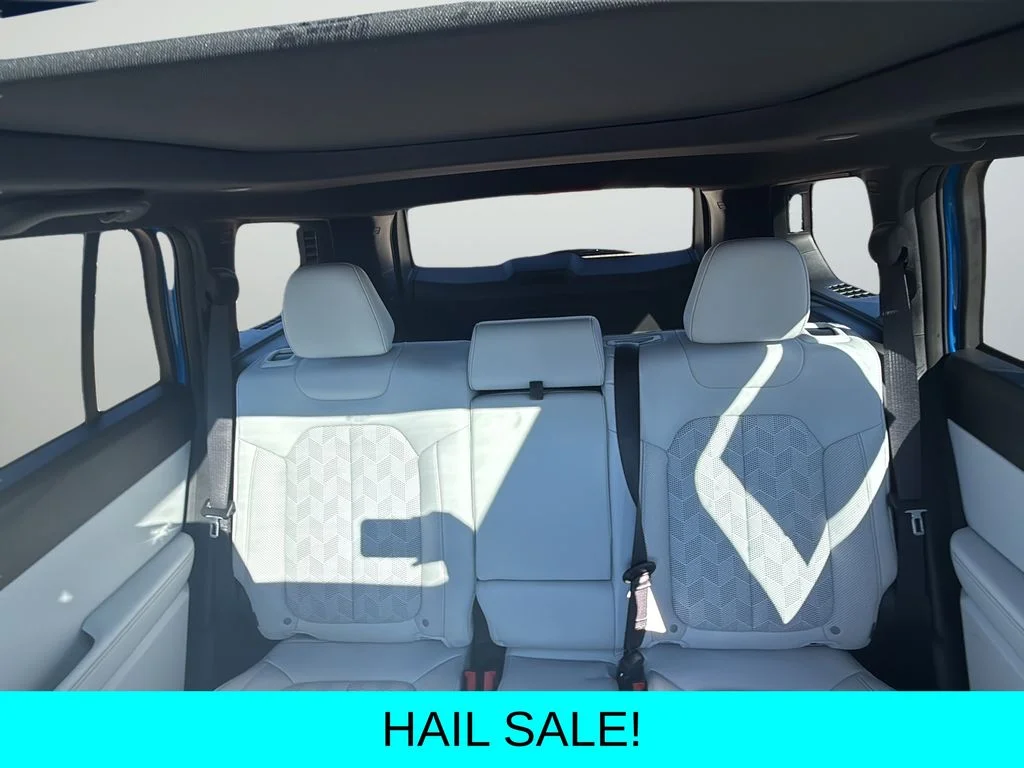 New 2026 Blue Jeep Overland image 29