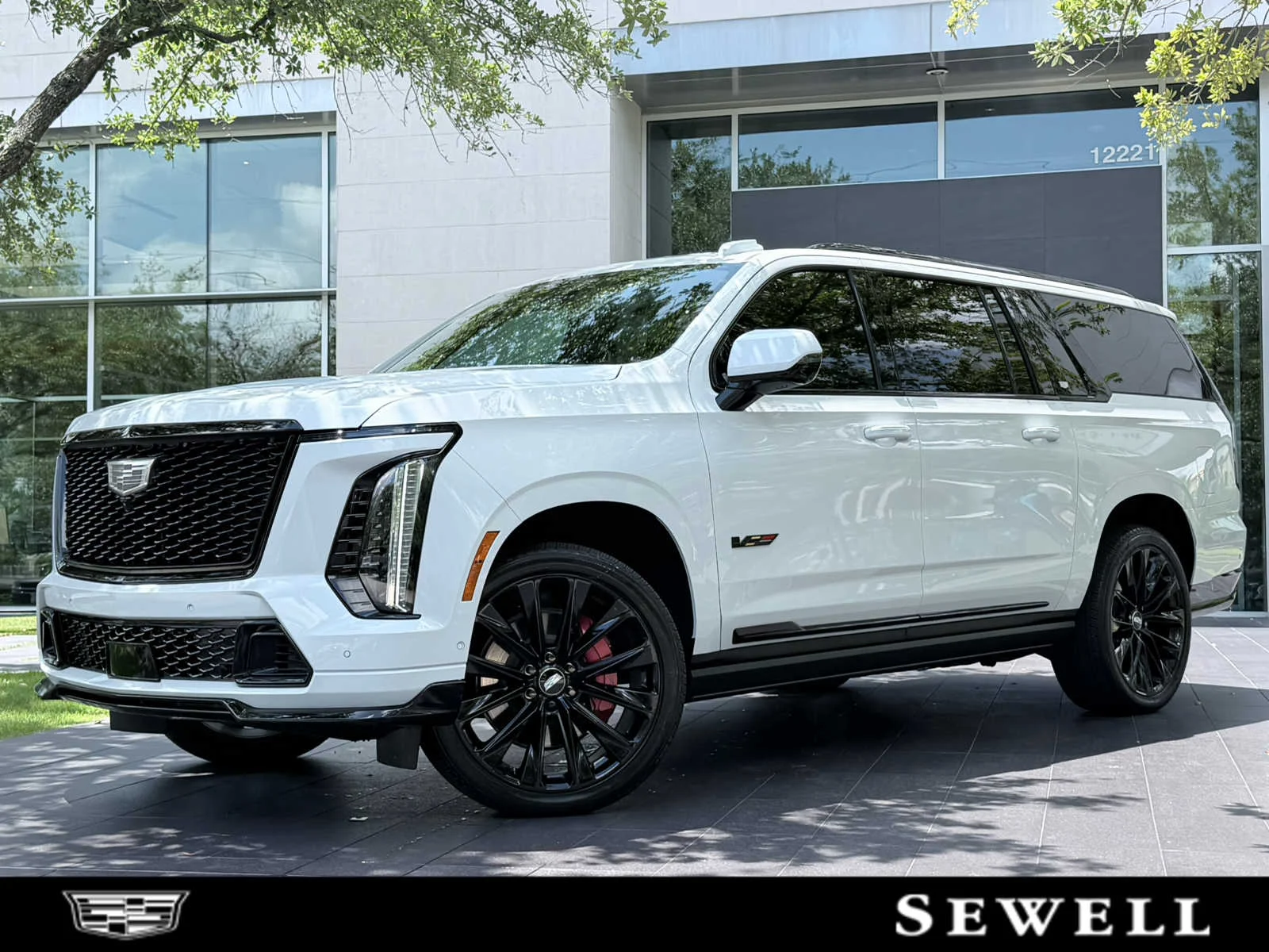 2026 Cadillac Escalade ESV V-Series's photo