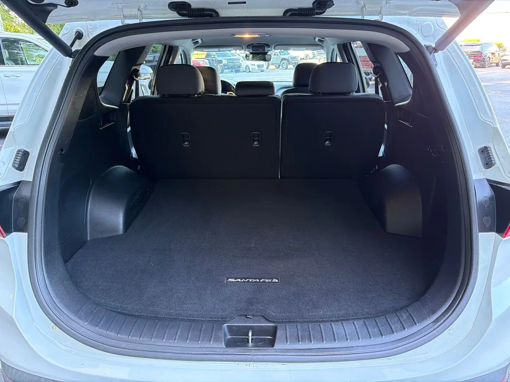 Used 2021 Gray Hyundai SEL image 18