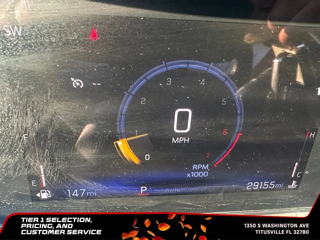 Used 2025 Summit White Chevrolet LT image 10