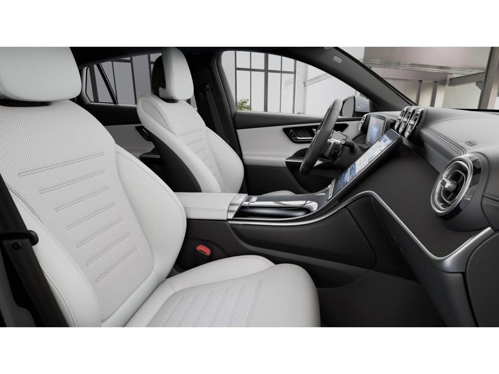 New 2026 Polar White Mercedes-Benz GLC 300 image 46