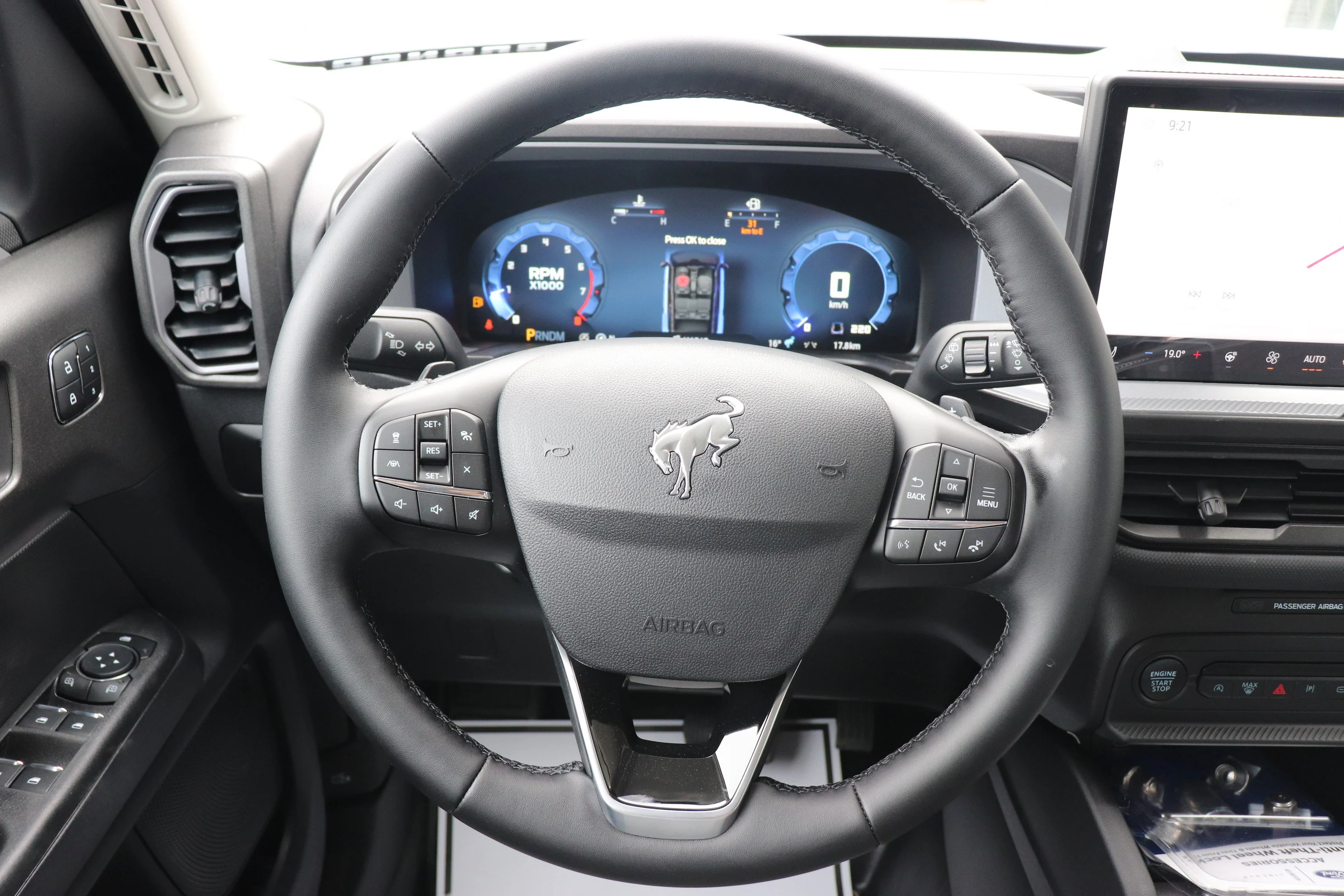 New 2026 SPACE WHITE METALLIC Ford Badlands image 14