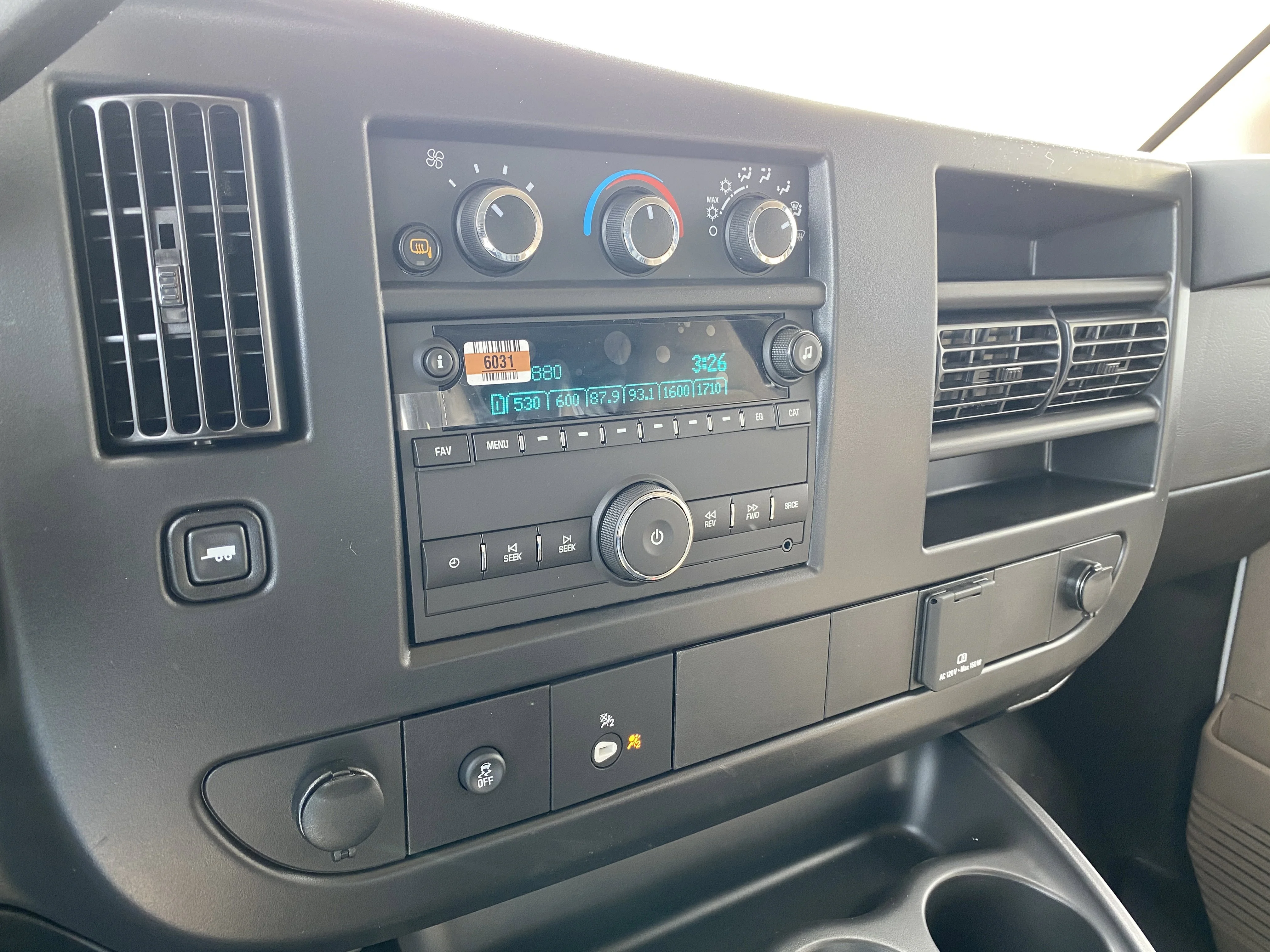 New 2026 Summit White GMC RWD 3500 155 image 17