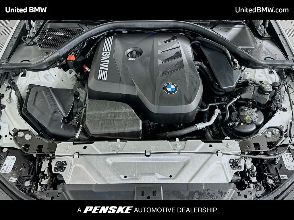2025 BMW 3 Series 330i - Photo 31
