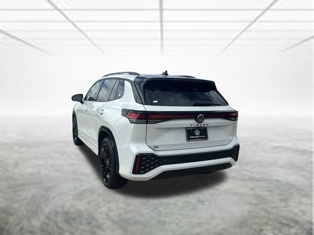 New 2026 White/off-white Volkswagen 2.0T SE R-Line Black image 3