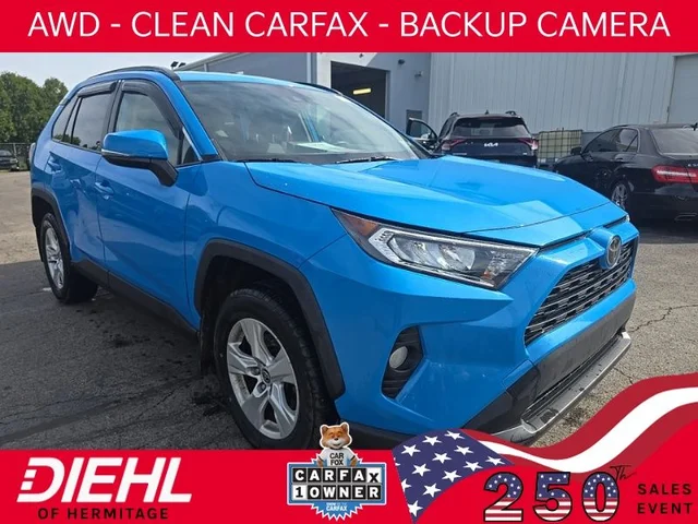 2020 Toyota RAV4 XLE