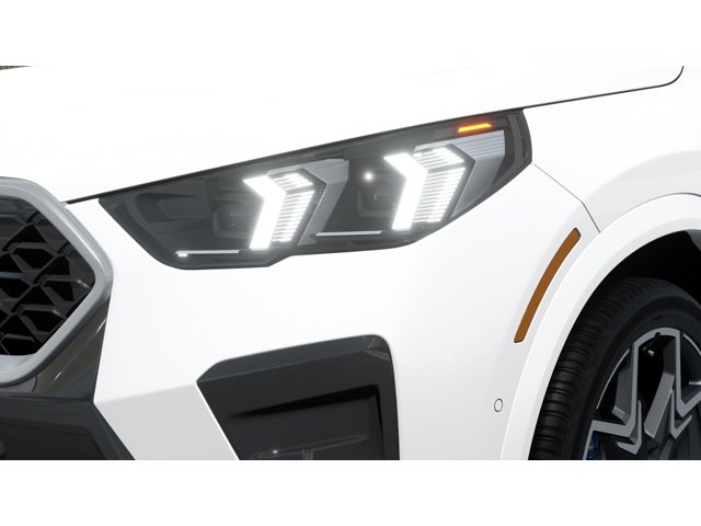New 2026 Alpine White BMW  image 6
