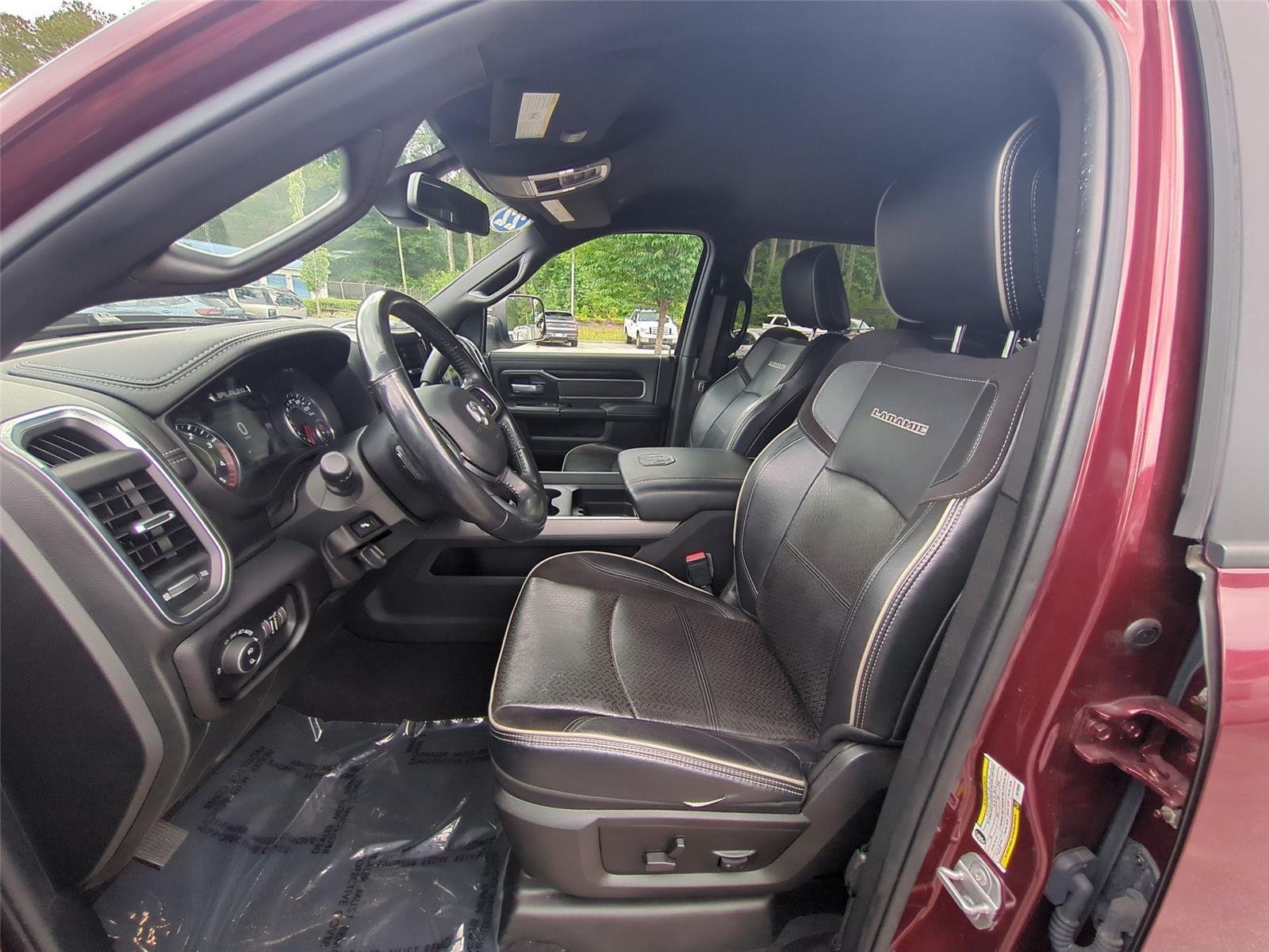 Used 2022 Delmonico Red Pearlcoat Ram Laramie image 18