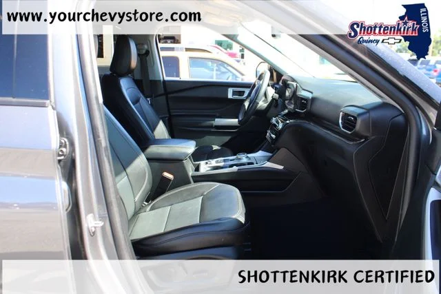 Used 2023 Gray Ford Limited image 13
