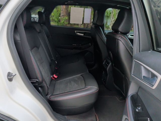 Used 2020 White Ford ST Line image 16