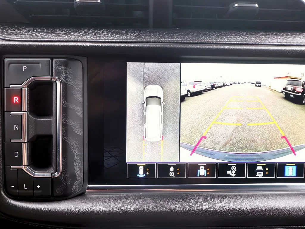 Used 2023 Summit White GMC Denali image 18