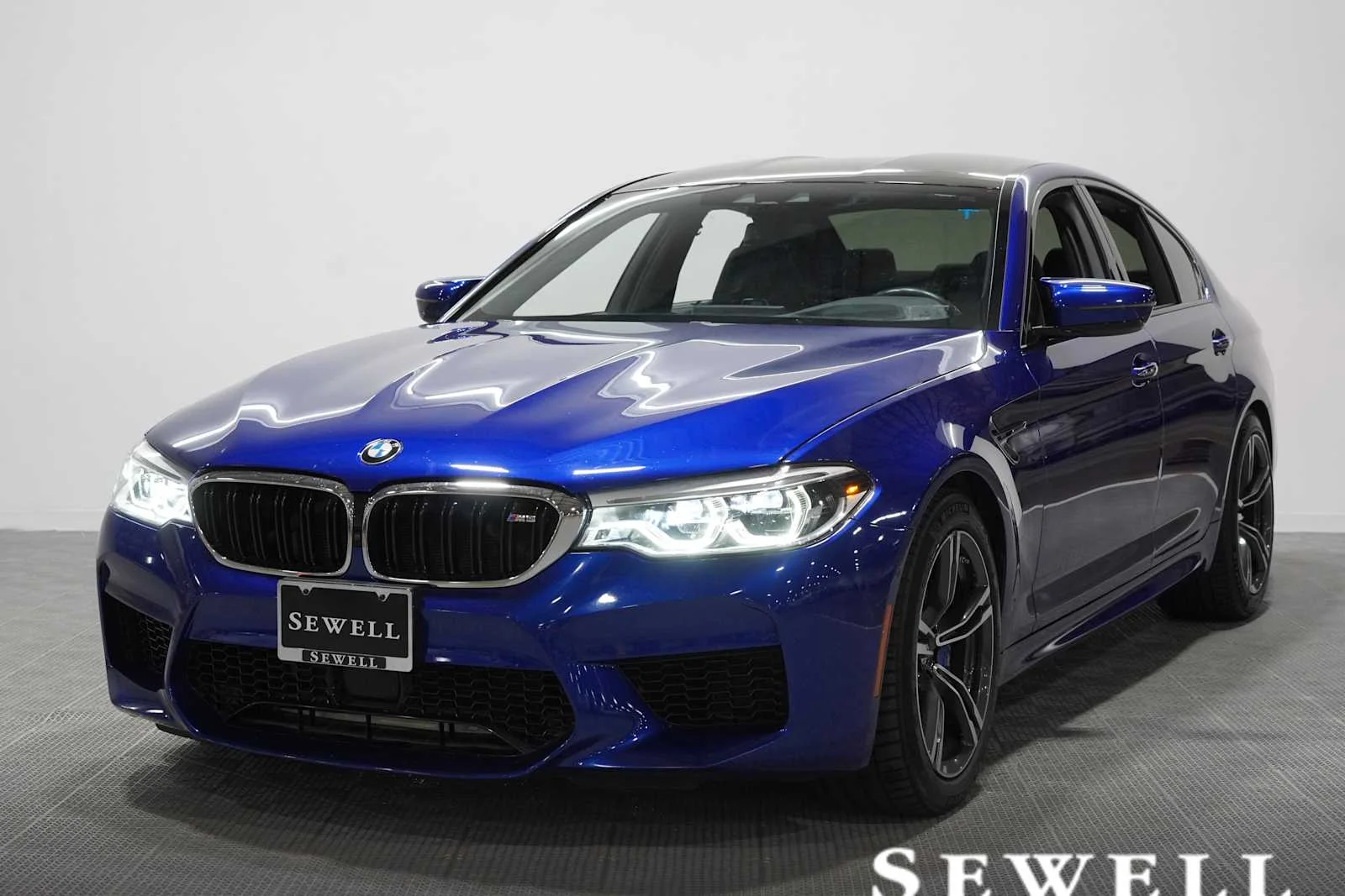 2018 BMW M5 M5's photo