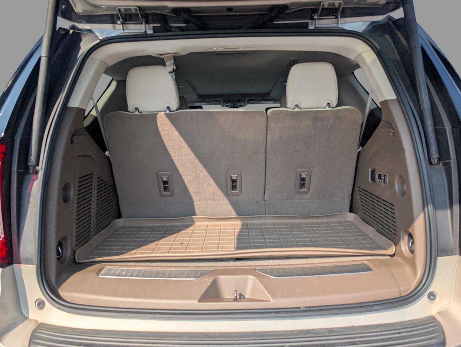 Used 2021 PEARL BEIGE METALLIC GMC Denali image 5