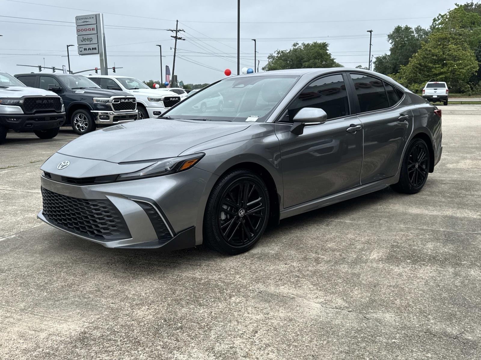 Used 2025 Silver Toyota SE image 3