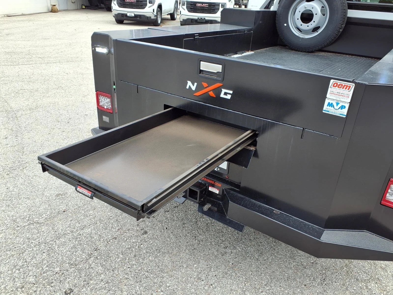 2026 GMC Sierra 3500 Chassis Cab Pro - Photo 6