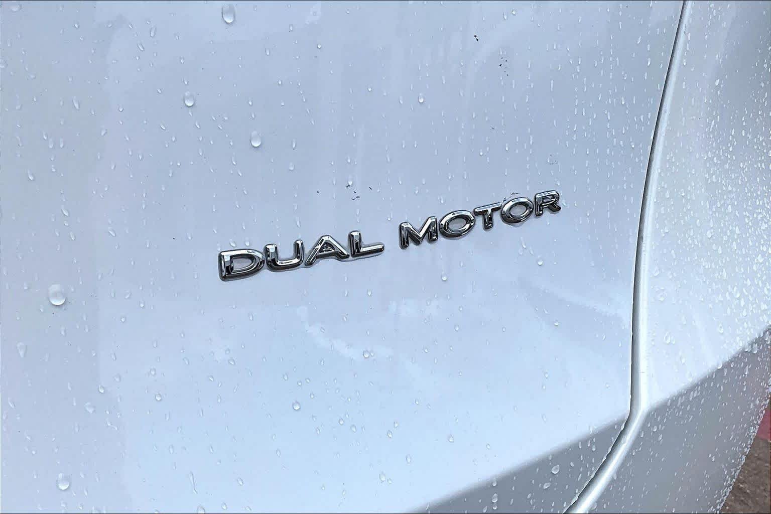 Used 2020 Pearl White Multi-Coat Tesla Long Range image 8