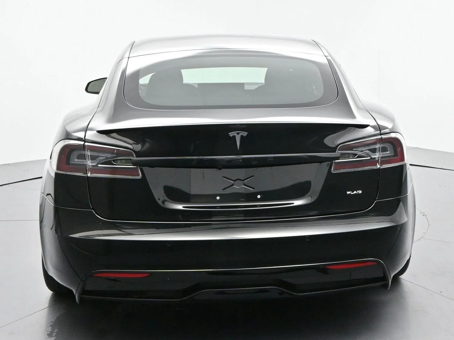 Used 2021 Black Tesla Plaid image 6