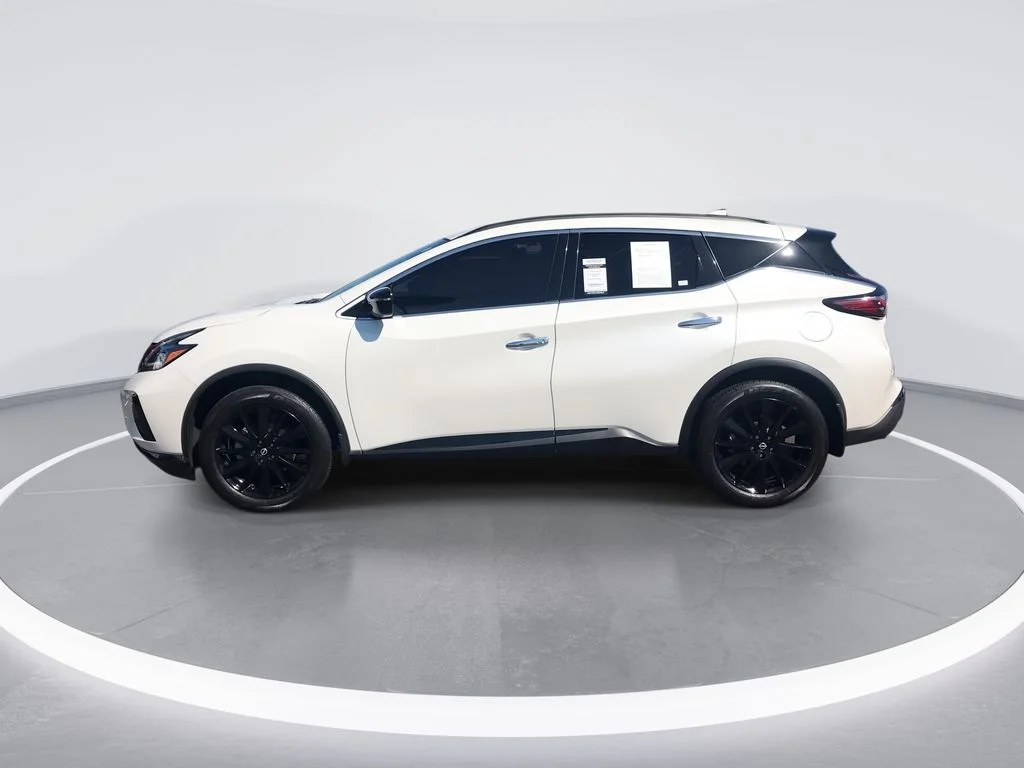 Used 2023 White Nissan SV image 5