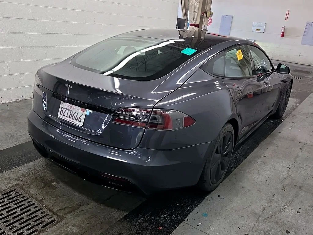 Used 2022 Gray Tesla Base image 3