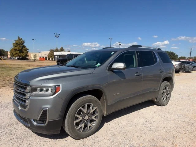 Used 2023 Silver GMC SLT image 6