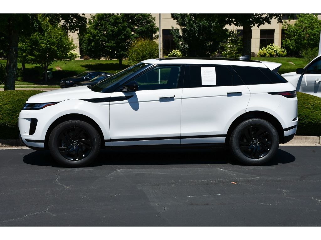 Used 2023 Fuji White Land Rover S image 7