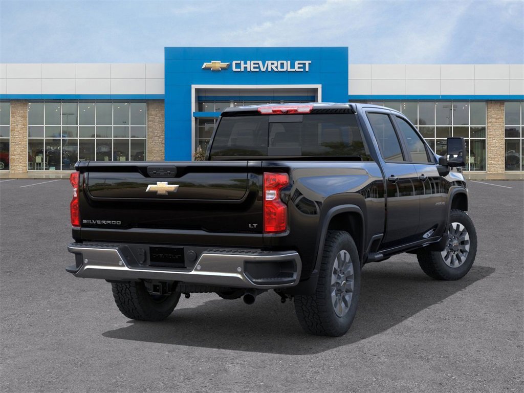 2026 Chevrolet Silverado 2500HD LT photo 4