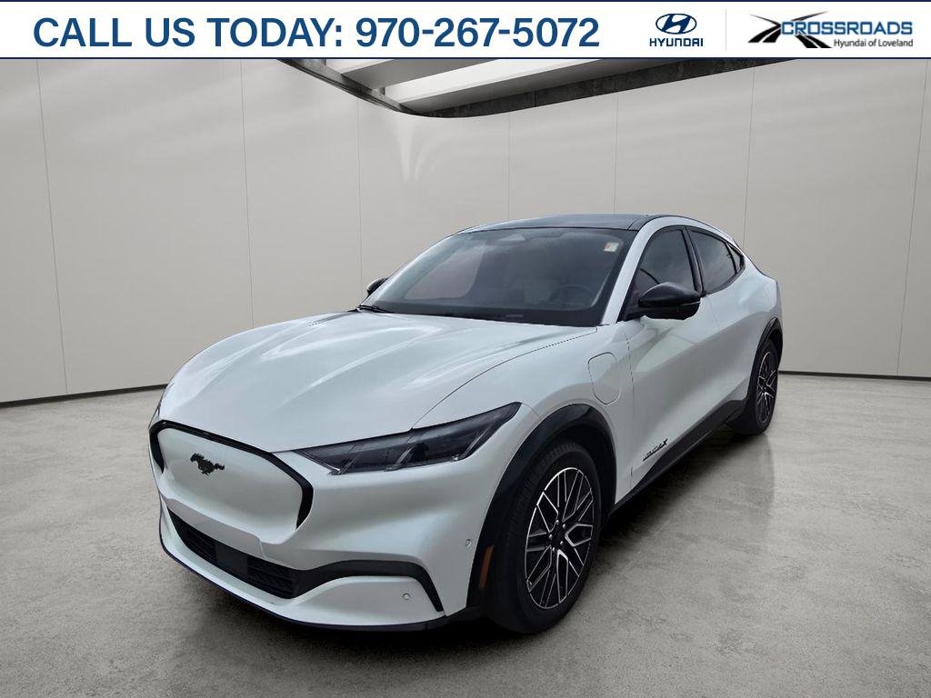 Used 2024 Star White Metallic Tri-Coat Ford Premium image 1