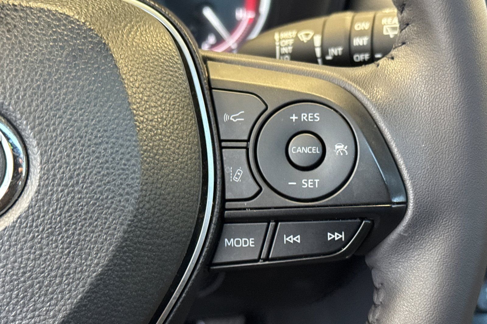 Certified Used 2025 Beige Toyota XLE Premium image 32