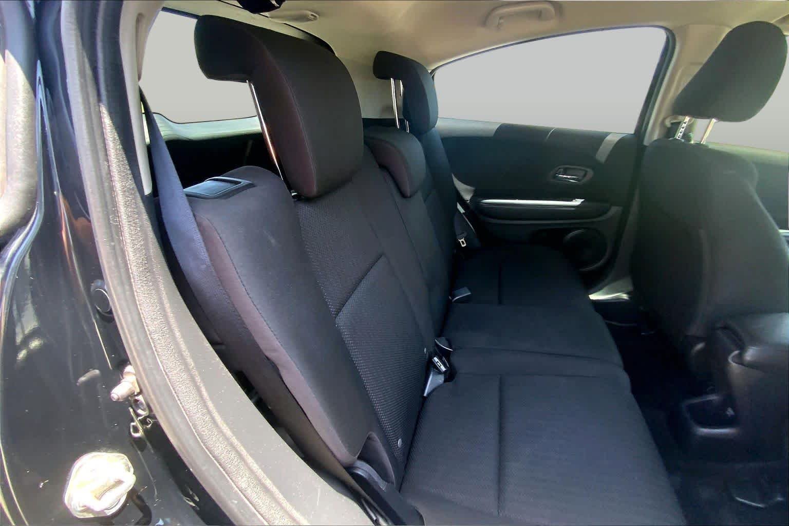 Used 2018 Crystal Black Pearl Honda LX image 18