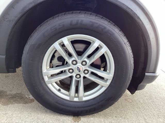 Used 2020 White Ford XLT image 9