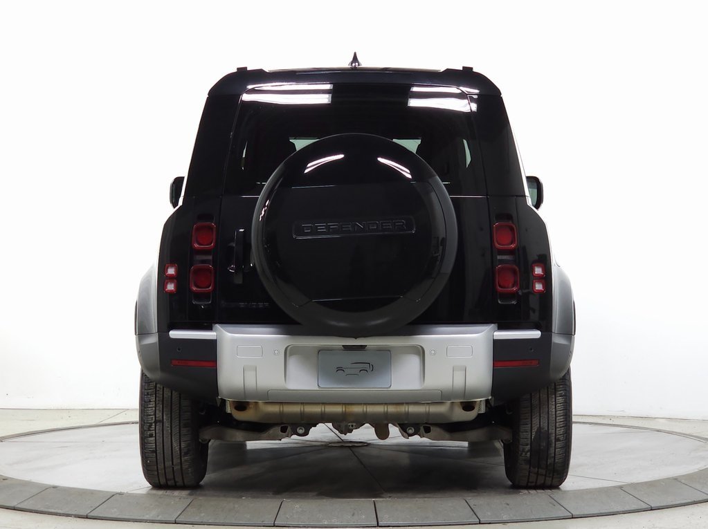 2025 LAND ROVER DEFENDER - Image 4