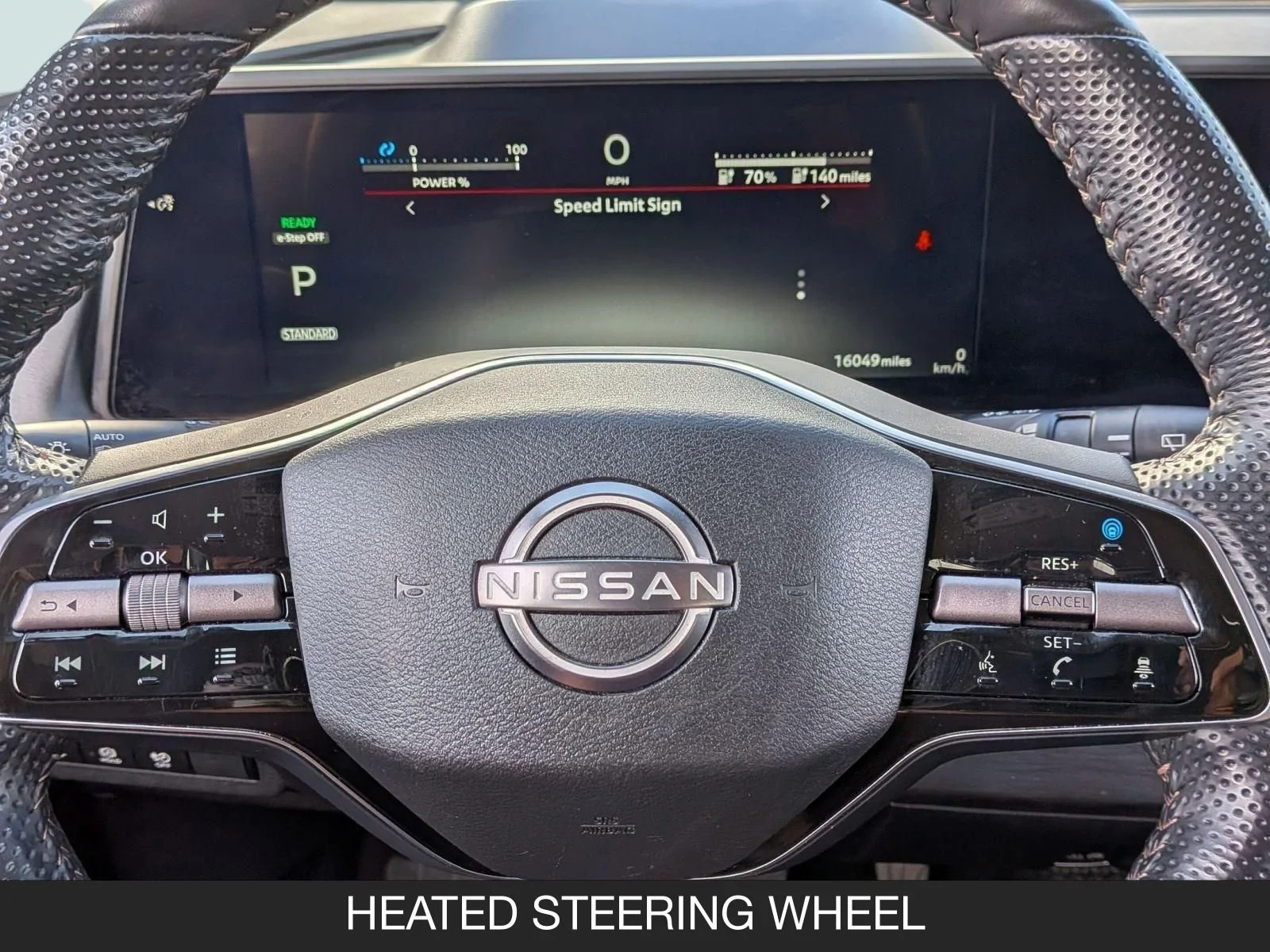 Used 2025 Everest White Pearl Tricoat Nissan ENGAGE image 12
