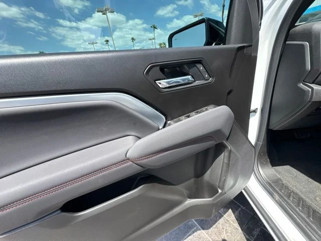 New 2026 White Chevrolet Z71 image 12