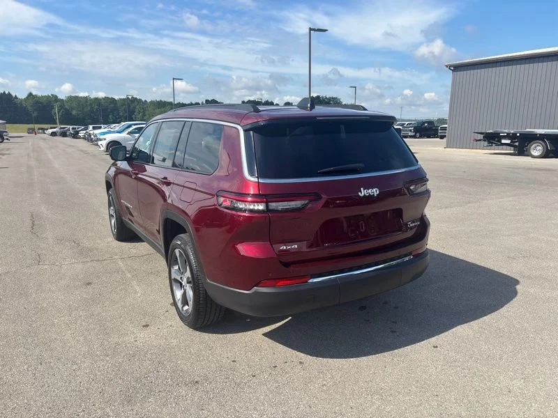 Used 2024 Red Jeep Limited image 5