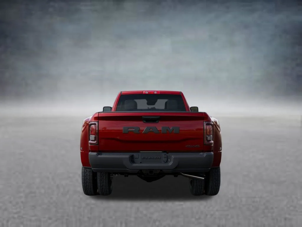 New 2026 Molten Red Pearl-Coat Exterior Paint RAM Tradesman image 7