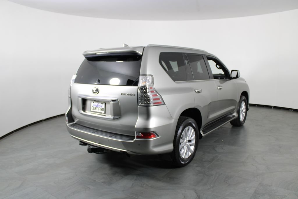Used 2022 Silver Lexus 460 image 15