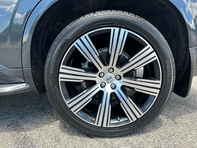 Used 2022 Gray Volvo T6 Inscription image 10