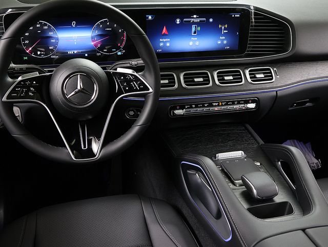 New 2026 Black Mercedes-Benz GLE 350 image 16