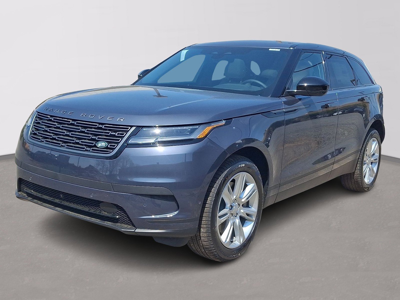 2026 Land Rover Range Rover Velar P250 S's photo